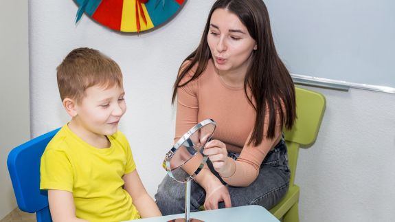 Signs Your Child Might Need to Visit a Speech Pathologist 
